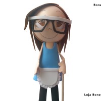 lojabonecaseva_empregada_limpeza1_2