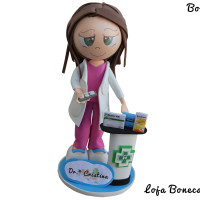 boneca_eva_farmaceutica-Faisal-1